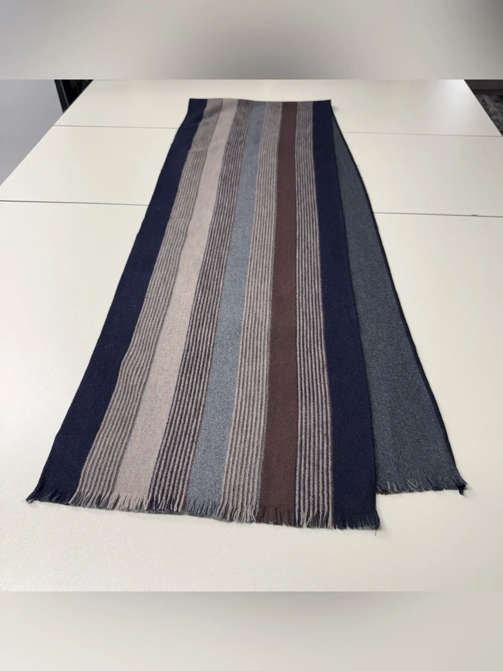 Chelsey By Joseph Men’s Scarf Striped Silk Fleece Gray Fringe 12